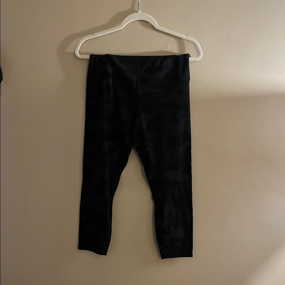 Lululemon Athletica Black Camouflage Leggings